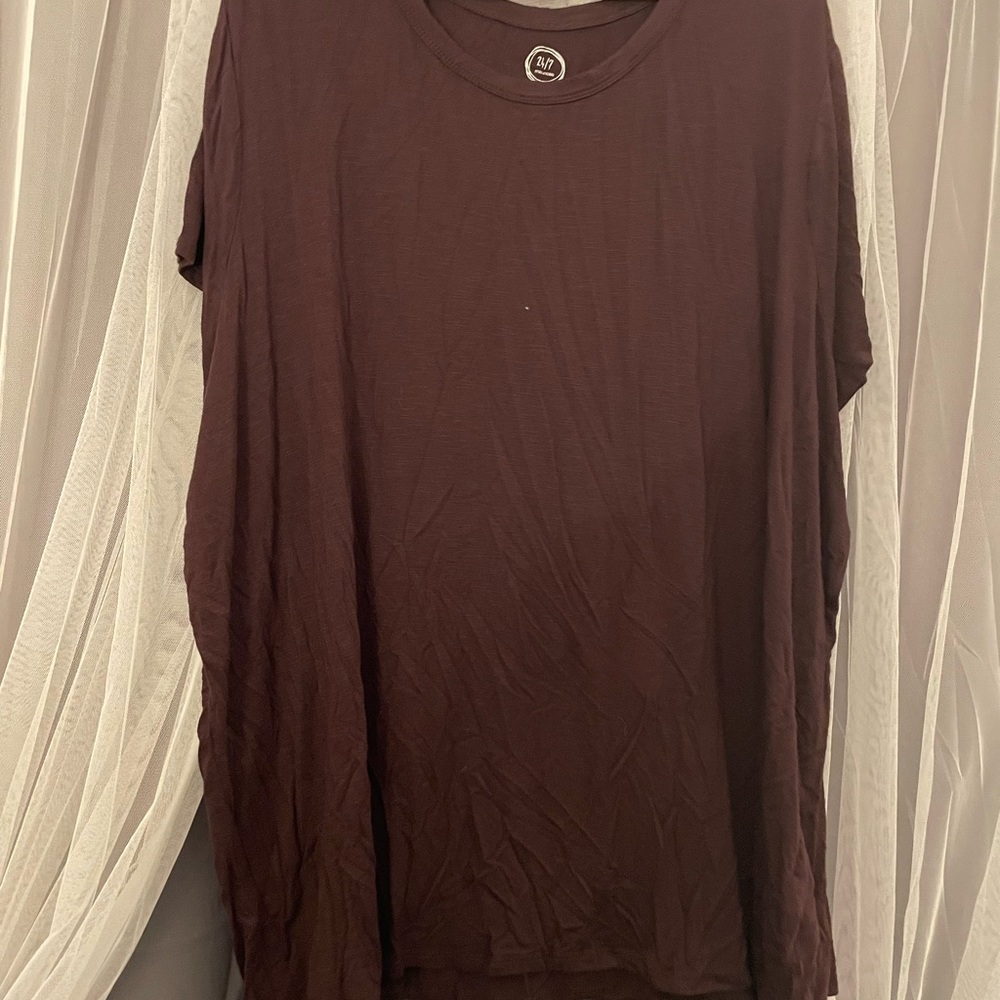 Maurices Women's Dark Burgundy Short Sleeve Tee